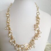 collana girocollo argento dorato perle nome Mizar busto fronte foto principale