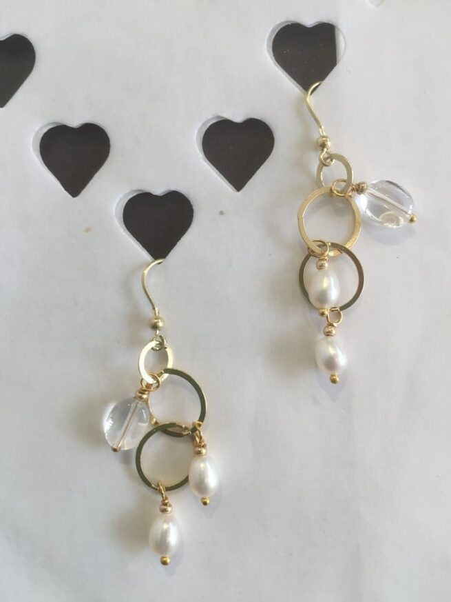 orecchini argento dorato perle nome Mizar su carta cuori