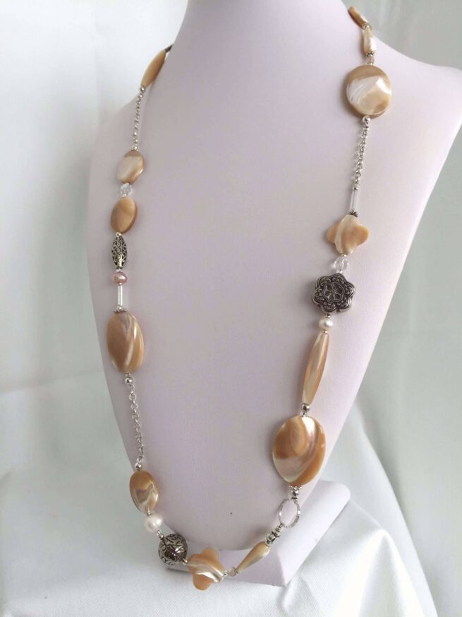 Collana CIPRIA lunga in madreperla avorio - immagine 3