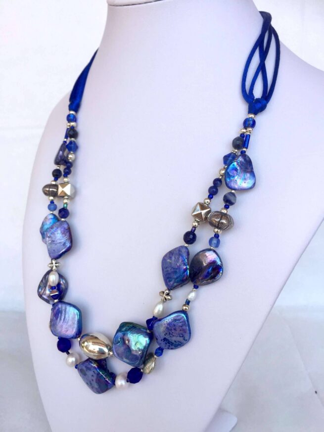 Collana LUMINOSA BLUETTE in madreperla e Pietre dure - immagine 3