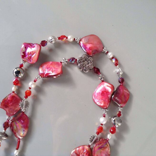Collana LUMINOSA ROSSA in madreperla e Pietre dure - immagine 5