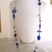 Collana lunga blu ONDA in Pietre dure e ceramica - immagine 4