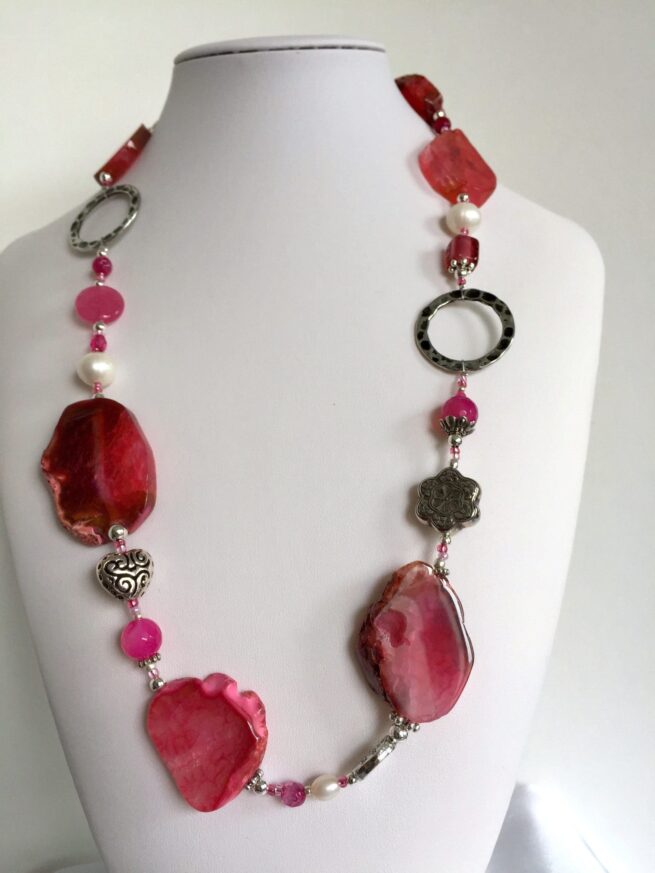 collana rosa-rossa agata perle nome Jaipur busto fronte foto principale