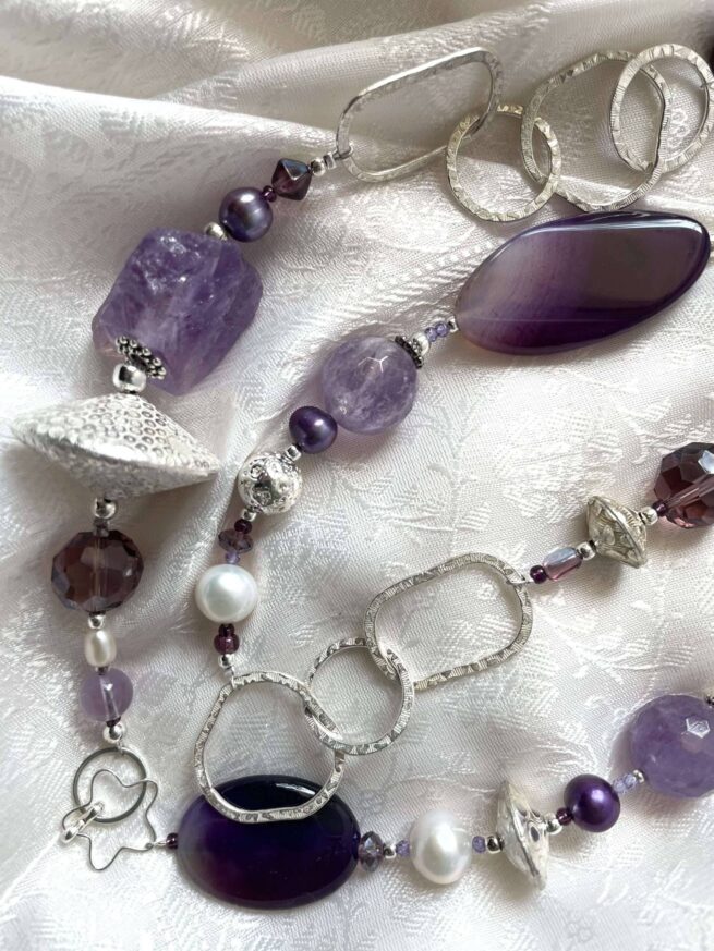 Collana viola lunga in ametista e agata NANETTE - immagine 4