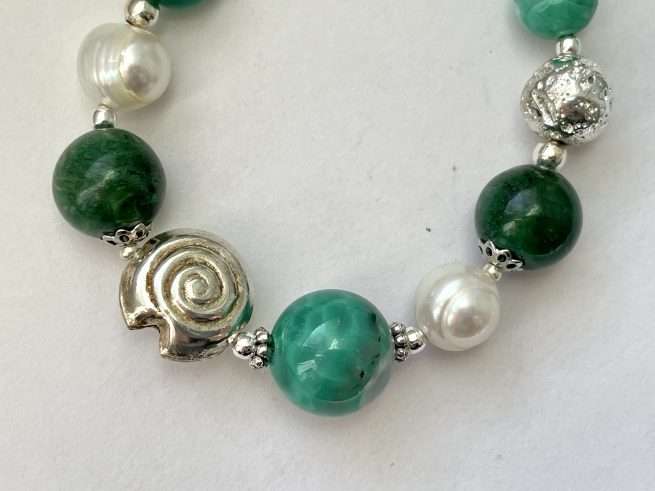 Bracciale verde in Pietre dure "Fuoco Verde" regolabile - immagine 3