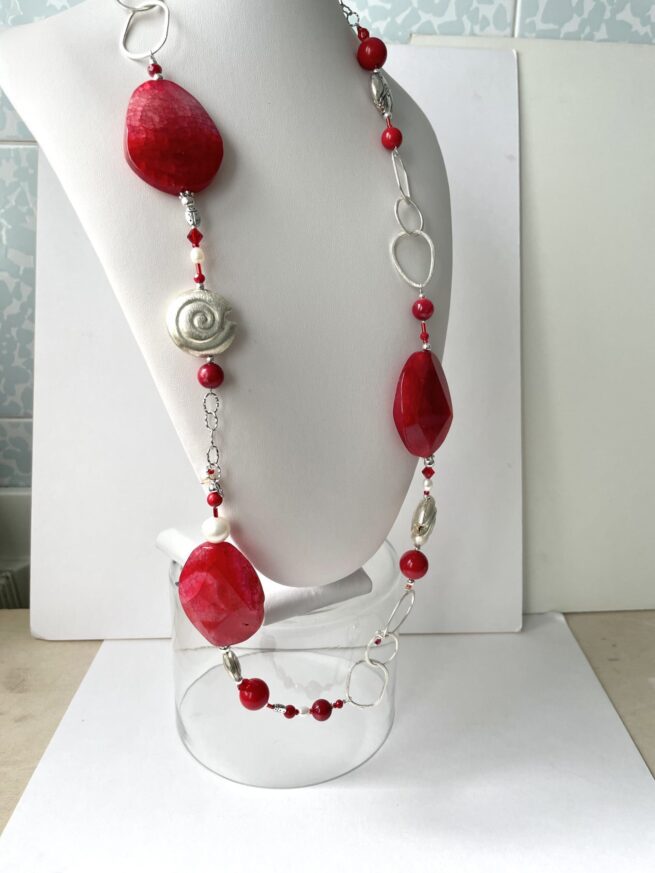 collana rossa agata catena chiamata Red Passion busto lunga