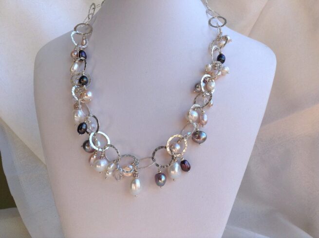 Girocollo Donna in argento e perle, Pallida Luna - immagine 2