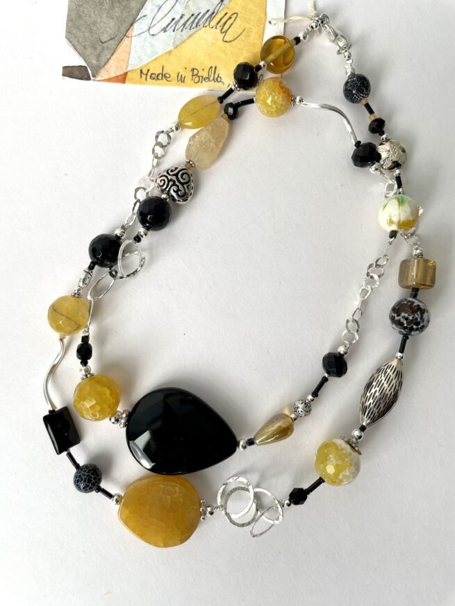 collana lunga pietre dure argento di nome Teodora distesa doppia