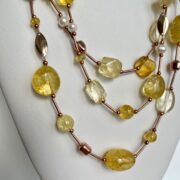 collana chiamata Color Oro a 3 fili quarzo cristallo particolare