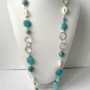 collana turchese pietre dure chiamata Cavoli busto frontale foto principale