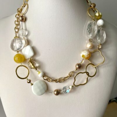 Collana lunga agata bianca, gialla, cristallo di rocca con catena oro di nome DOHA doppia frontale foto principale