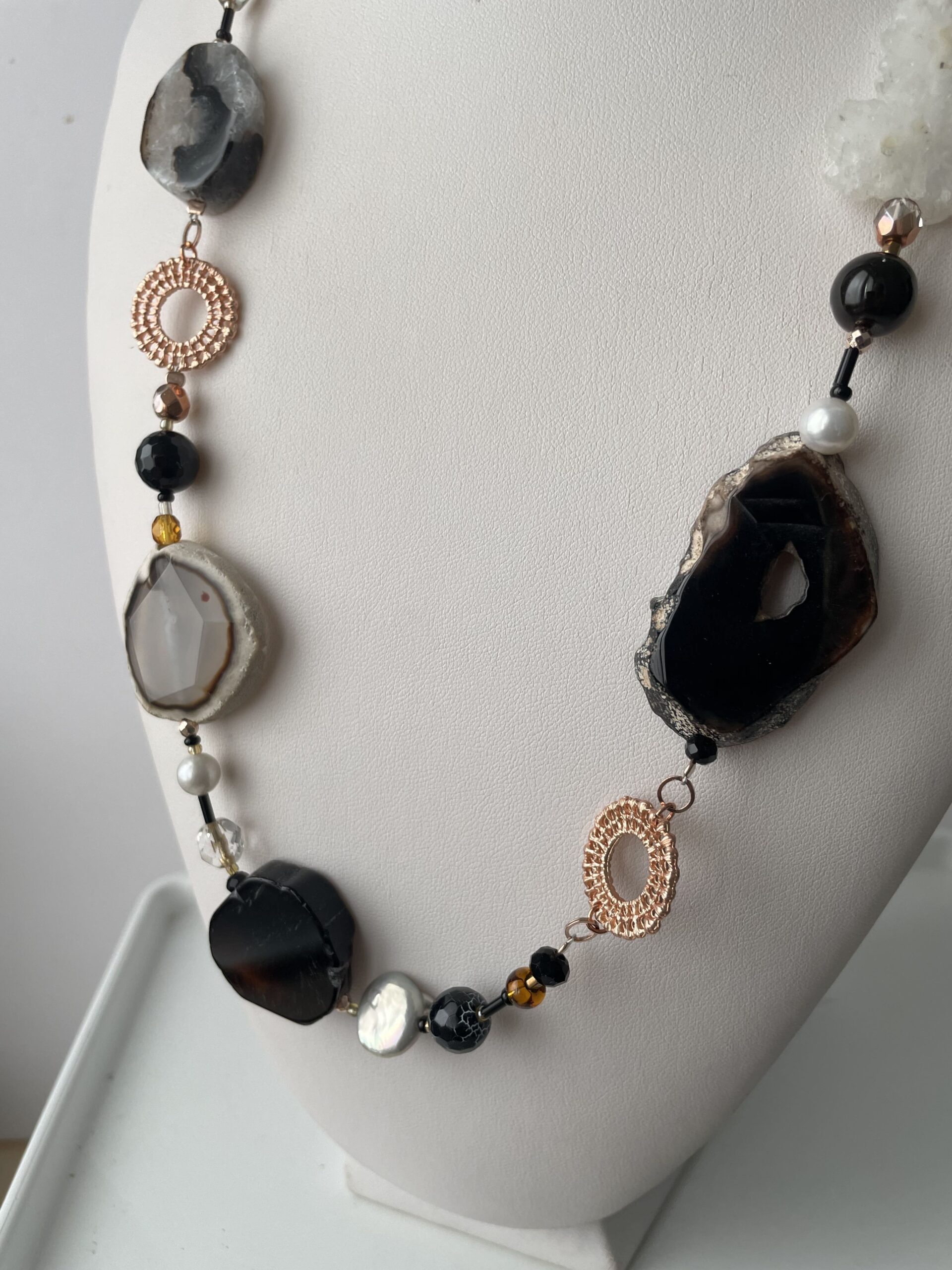 Collana nera Pietre dure VENISE - immagine 3