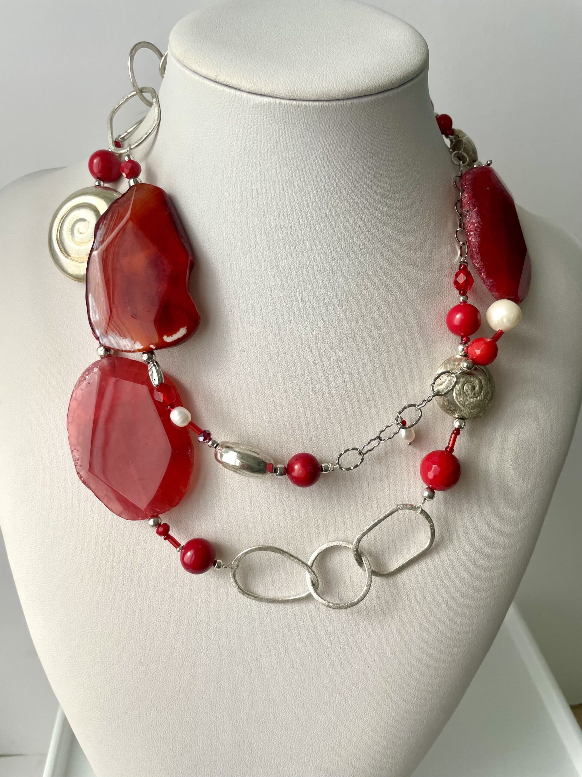 collana rossa lunga agata rossa catena di nome Red Passion doppio giro stretto